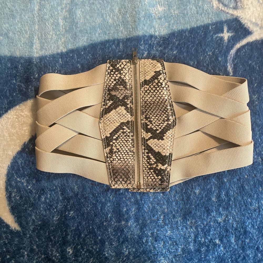 Bebe corset belt